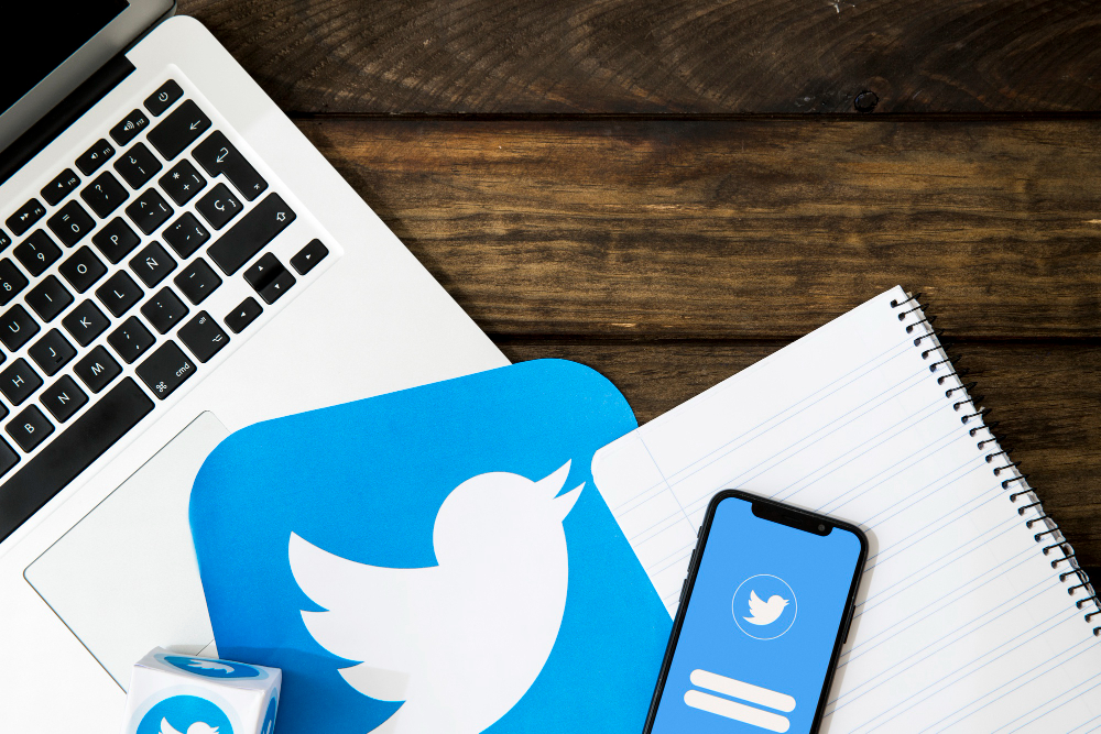 Twitter (X) Engagement Hacks for Tech Startups in Lagos and Nairobi